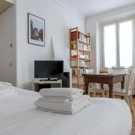 Italianway Easy - Volta 20 * Milan